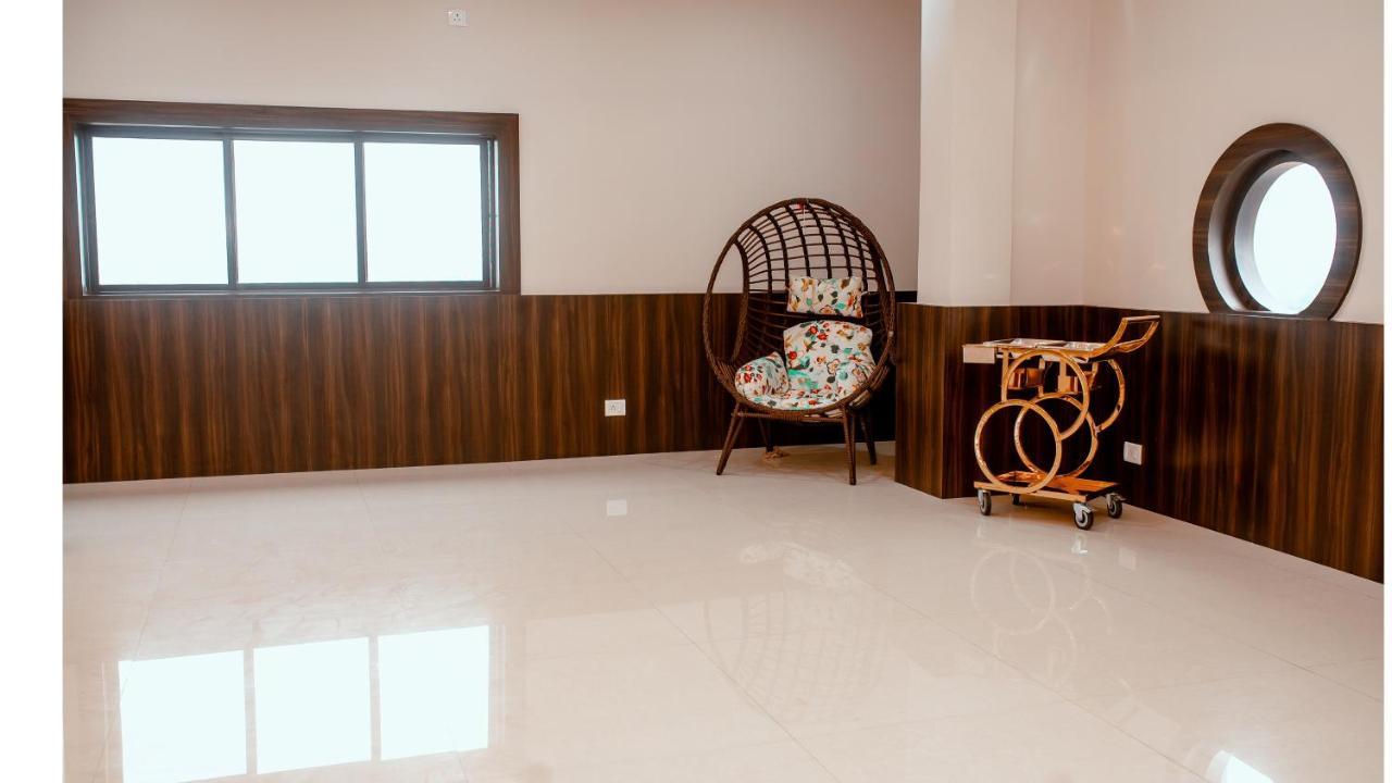 Hotel Dc Star Tarapith Eksteriør billede