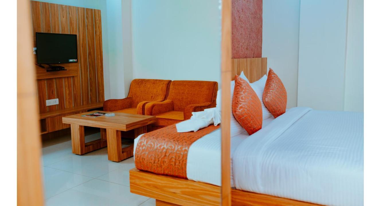Hotel Dc Star Tarapith Eksteriør billede